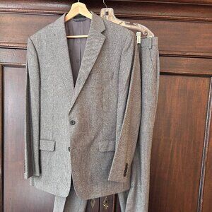 Ralph Lauren 44L suit – houndstooth 100% wool with pants